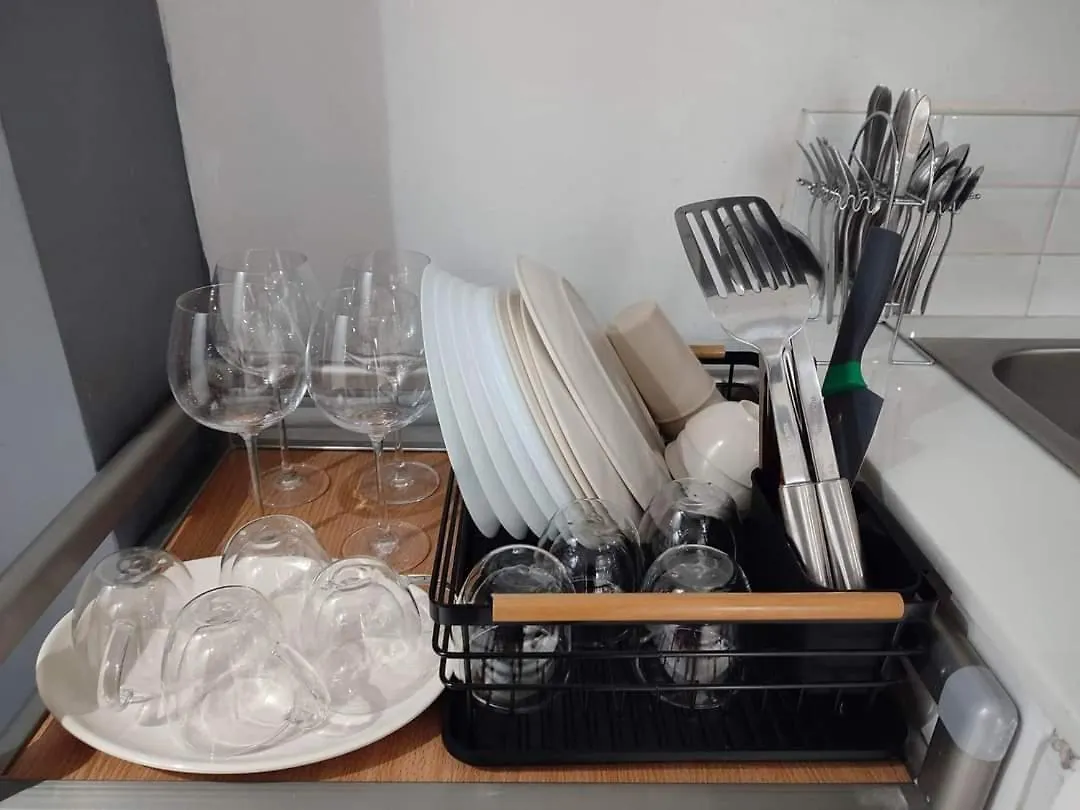 Aparthotel L1 Twin Bed Staycation In Bonifacio Global City 6 Taguig Filippijnen