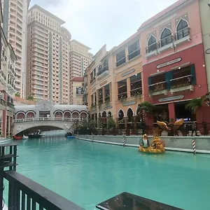 Aparthotel 11c Tower 1 Viceroy Residences Mckinley Bgc, Taguig