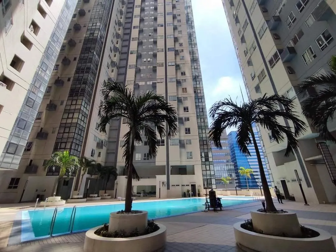L1 Twin Bed Staycation In Bonifacio Global City 6 Taguig Aparthotel