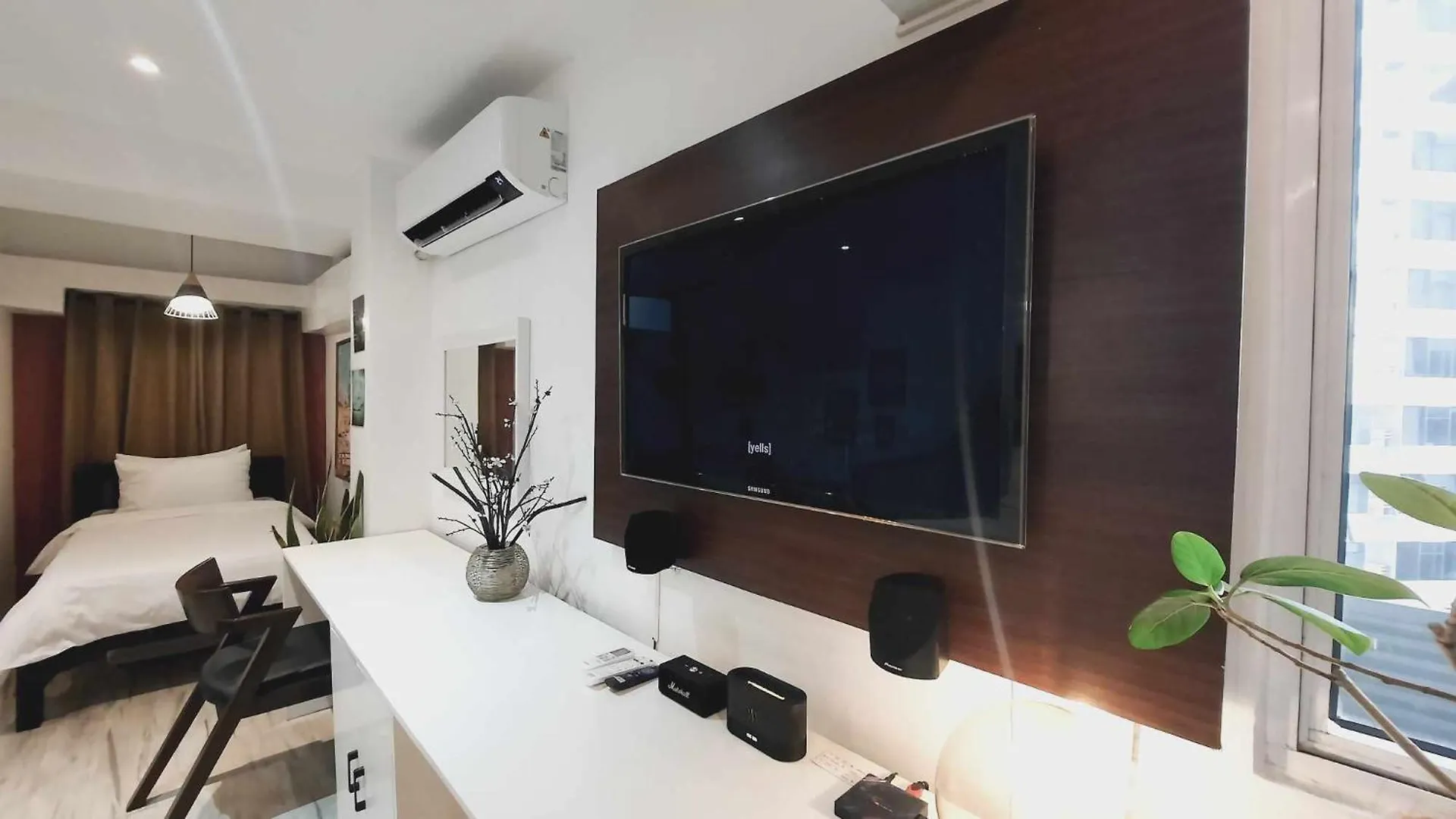 L1 Twin Bed Staycation In Bonifacio Global City 6 Taguig