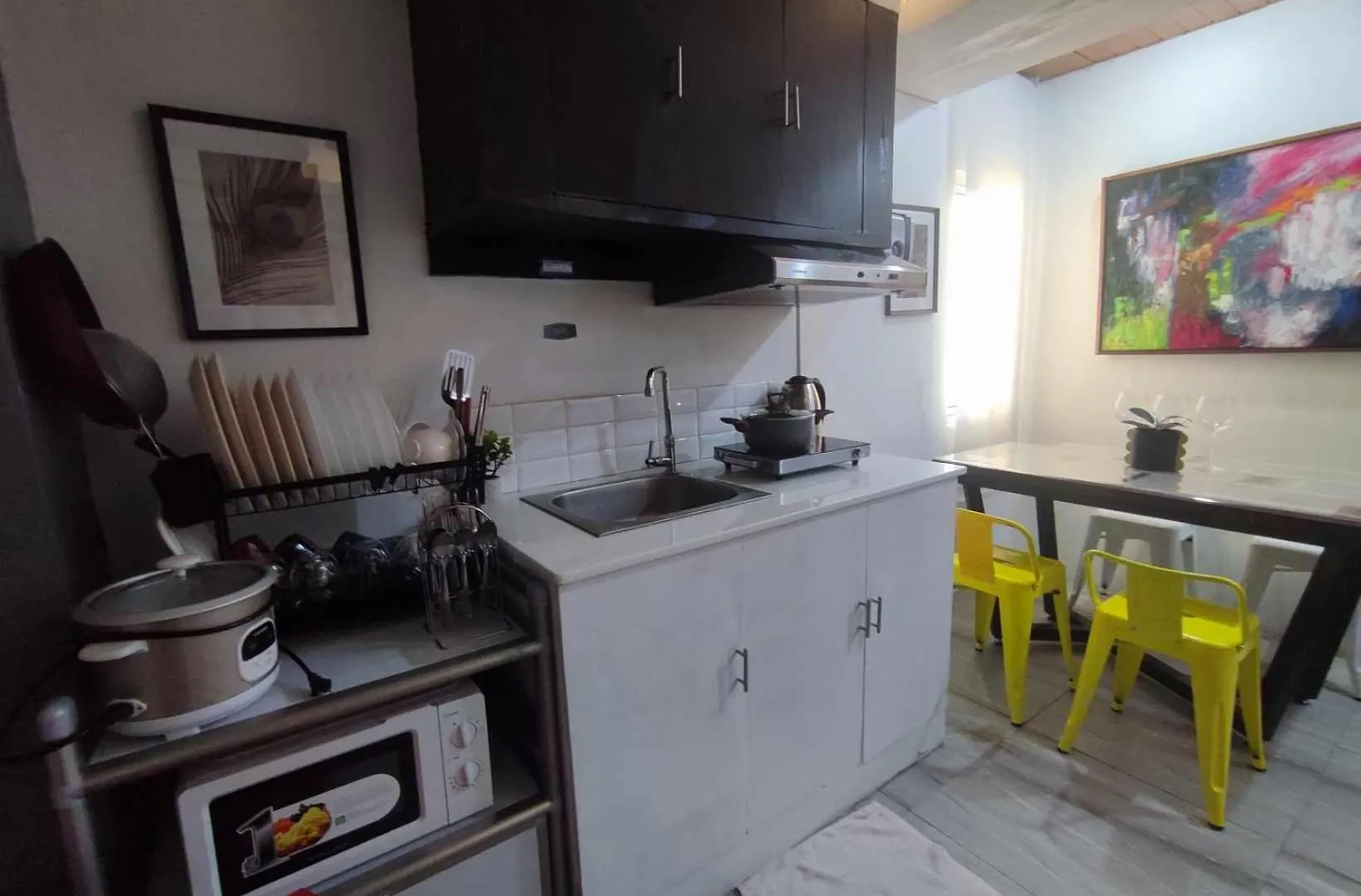 Aparthotel L1 Twin Bed Staycation In Bonifacio Global City 6 Taguig Philippines