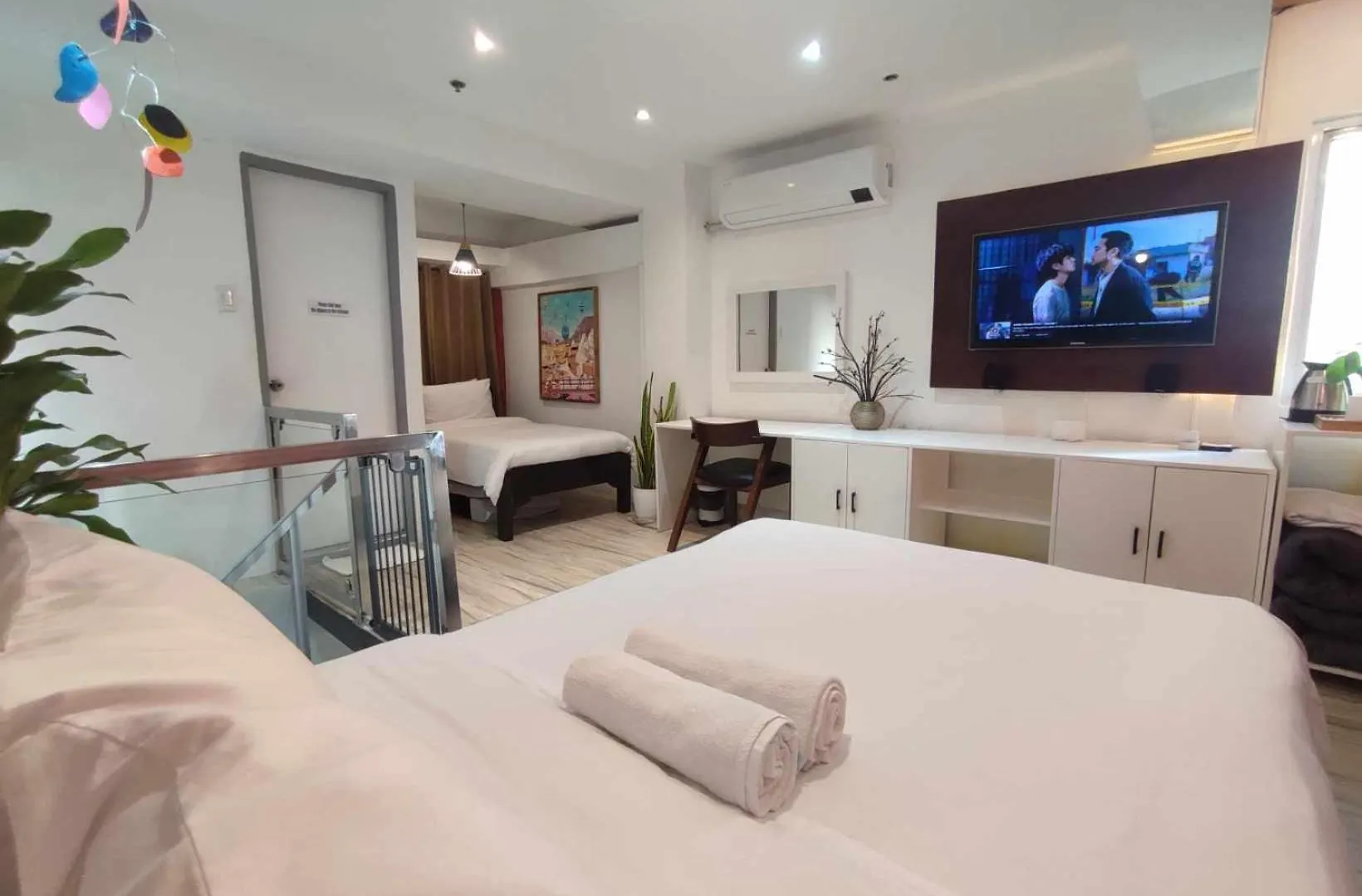 L1 Twin Bed Staycation In Bonifacio Global City 6 Taguig